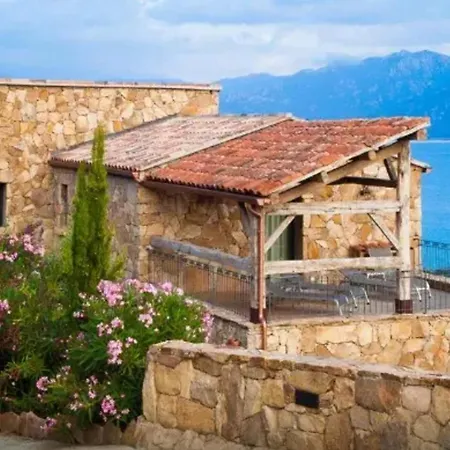 Avec Vue Sur La A Olmeto (Corsica)