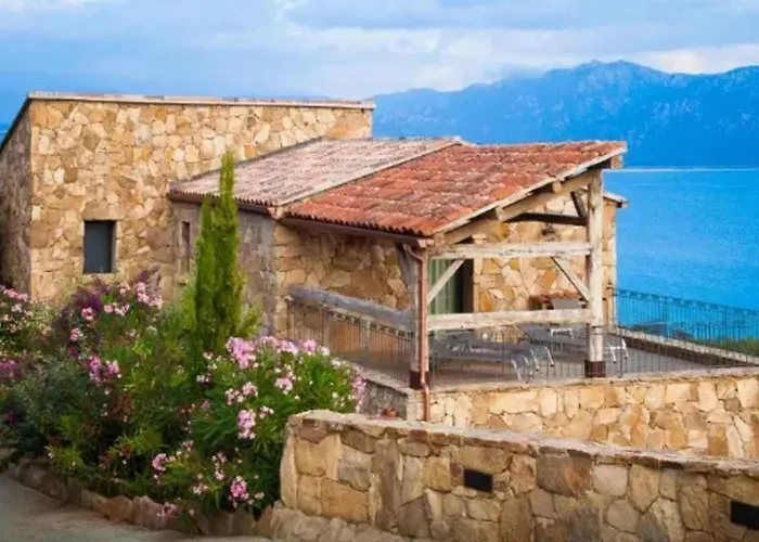 Avec Vue Sur La A Olmeto (Corsica)